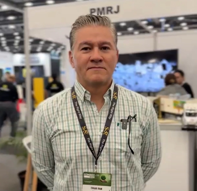 Iván Saldívar visitante